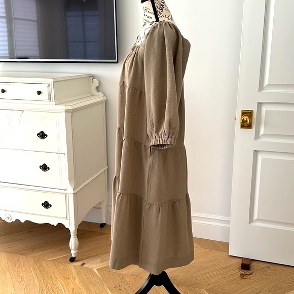 Grade and Gather Tiered Dress - Picture 3 of 6